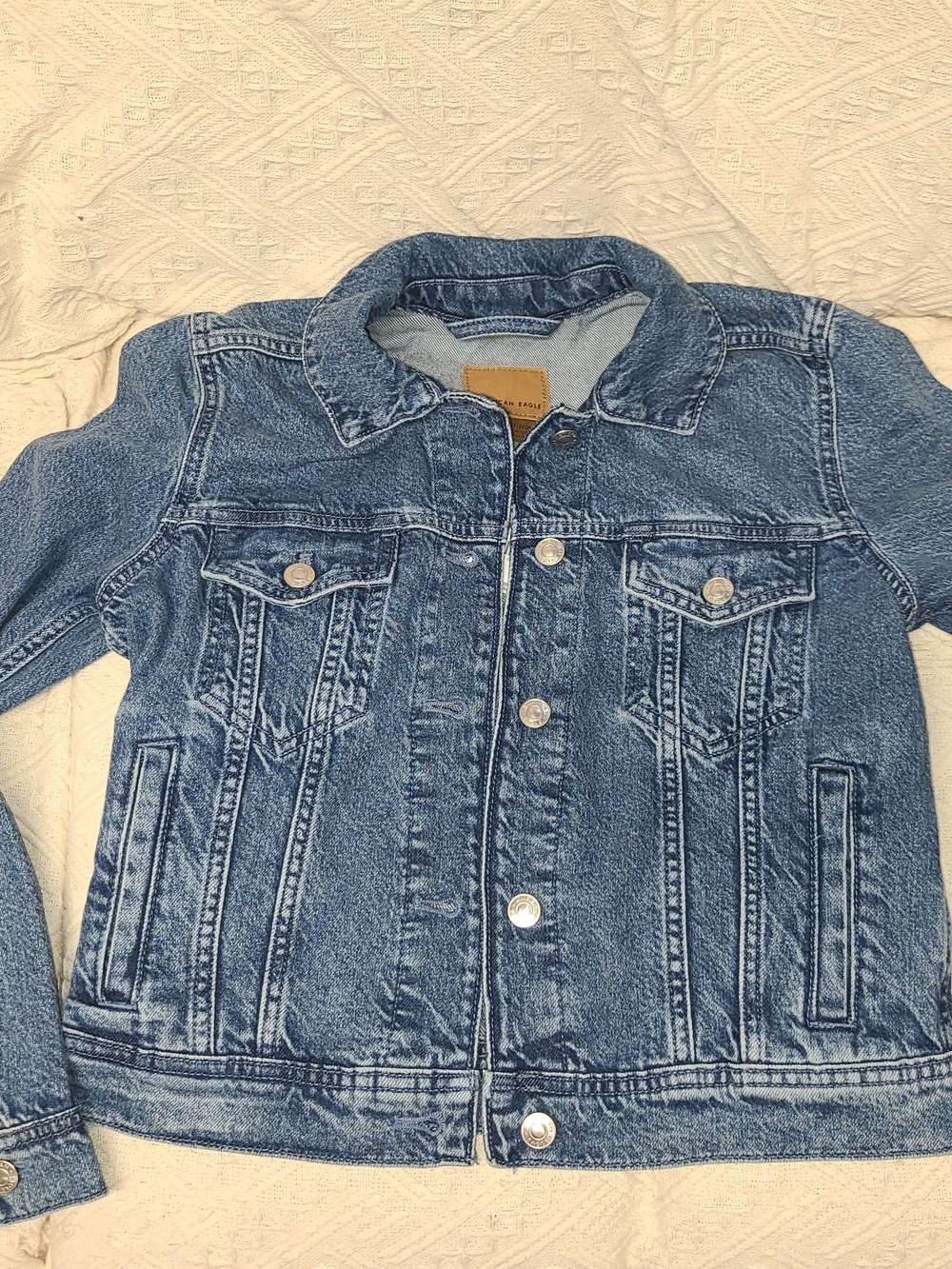 American Eagle Outfitters Women’s Light & Dark Blue Denim Jacket